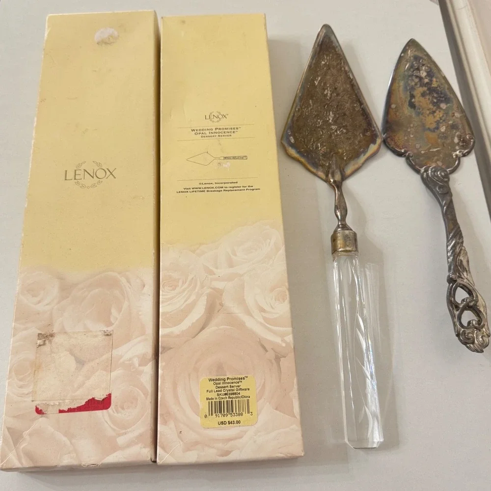 VTG Lenox Wedding Promises Opal Innocence Crystal Giftware Cake dessert Server‎